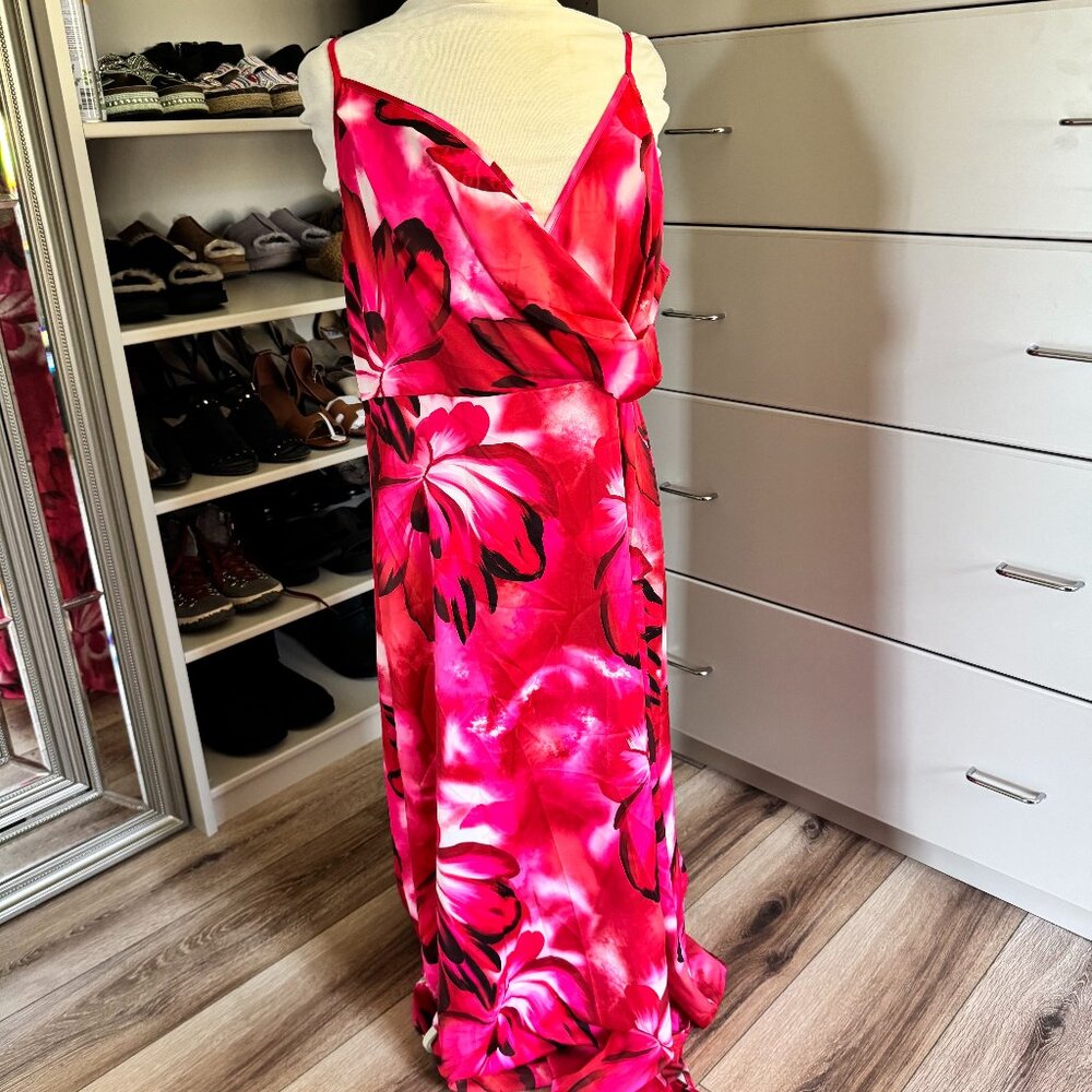 Made with Love Maxi Dress - Picture 3 of 6